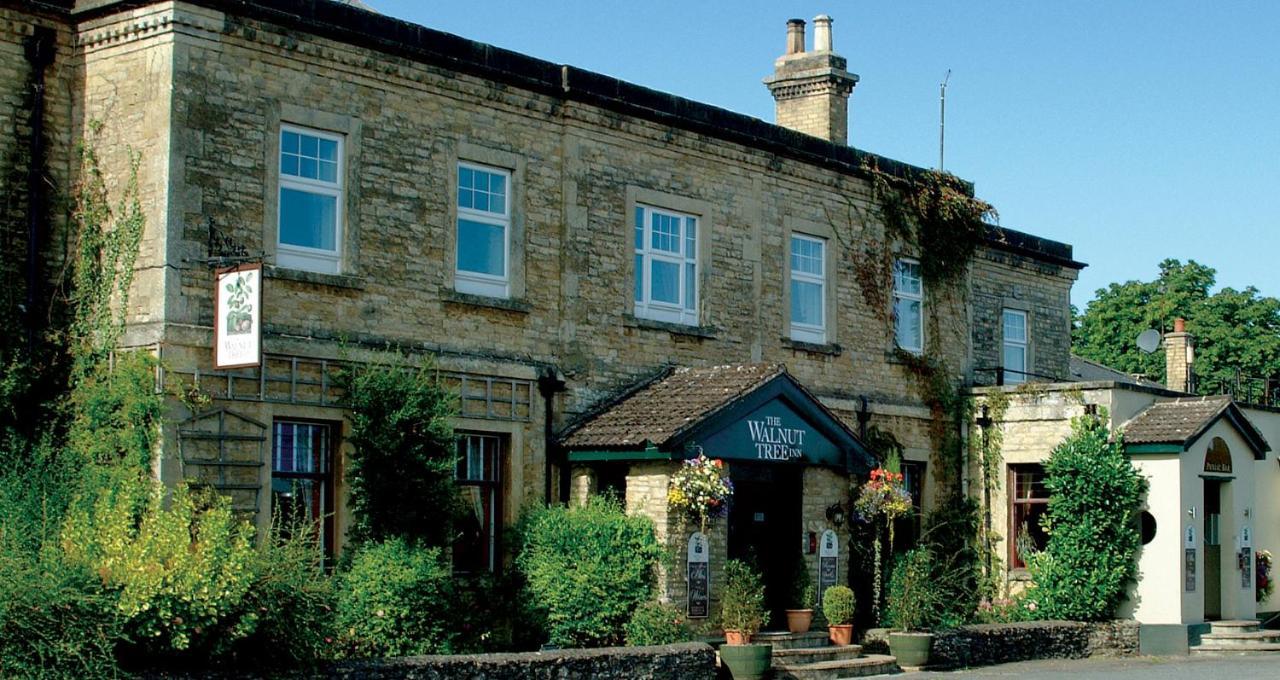 Inn The Walnut Tree